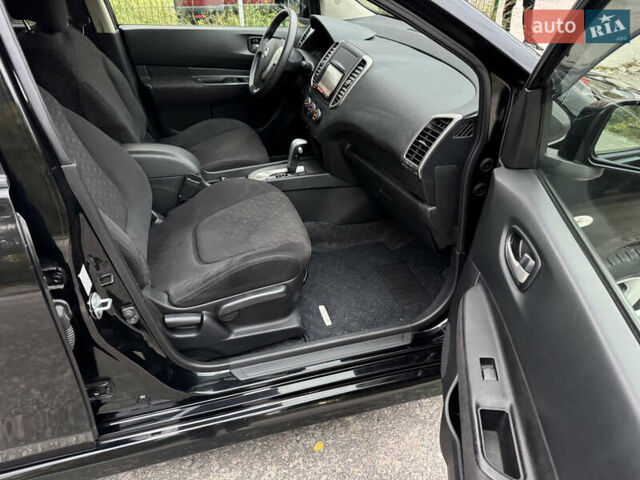 Черный Ниссан Вингроад, объемом двигателя 1.5 л и пробегом 62 тыс. км за 7400 $, фото 24 на Automoto.ua