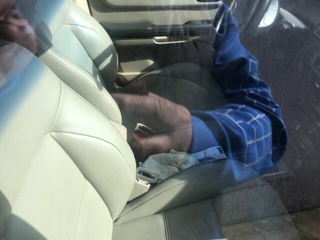 Сірий Ніссан Ікс-Терра, об'ємом двигуна 2.5 л та пробігом 320 тис. км за 4300 $, фото 6 на Automoto.ua