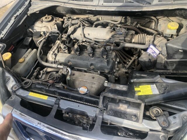 Сірий Ніссан Ікс-Терра, об'ємом двигуна 2.5 л та пробігом 320 тис. км за 4300 $, фото 1 на Automoto.ua