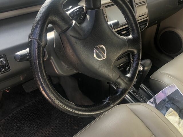 Сірий Ніссан Ікс-Терра, об'ємом двигуна 2.5 л та пробігом 320 тис. км за 4300 $, фото 2 на Automoto.ua