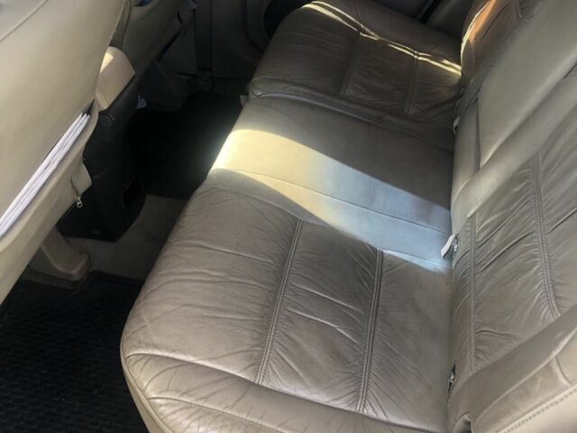 Сірий Ніссан Ікс-Терра, об'ємом двигуна 2.5 л та пробігом 320 тис. км за 4300 $, фото 3 на Automoto.ua