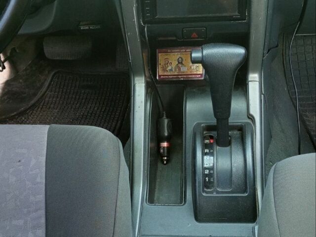 Сірий Ніссан Ікс-Терра, об'ємом двигуна 3 л та пробігом 160 тис. км за 4400 $, фото 4 на Automoto.ua