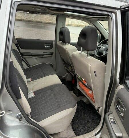 Серый Ниссан Икс-Терра, объемом двигателя 2.2 л и пробегом 224 тыс. км за 3178 $, фото 3 на Automoto.ua