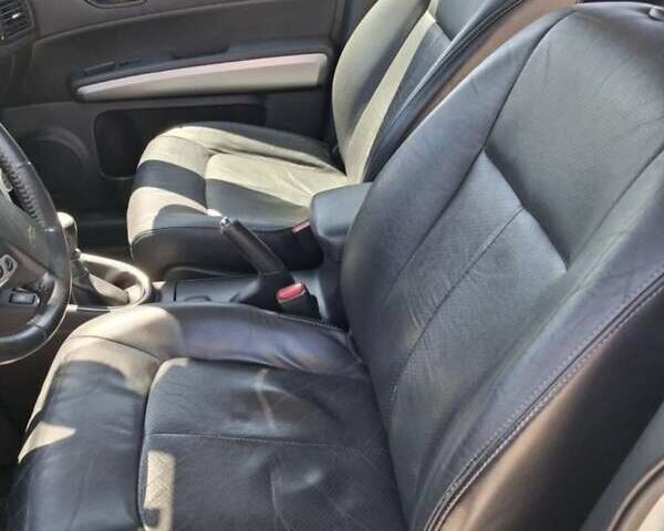 Білий Ніссан ІксТрейл, об'ємом двигуна 2 л та пробігом 230 тис. км за 3800 $, фото 10 на Automoto.ua