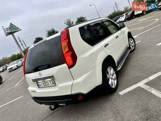 Білий Ніссан ІксТрейл, об'ємом двигуна 2.49 л та пробігом 215 тис. км за 9200 $, фото 8 на Automoto.ua
