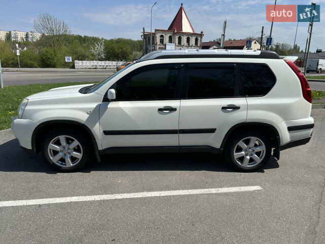 Белый Ниссан ИксТрейл, объемом двигателя 2 л и пробегом 154 тыс. км за 9000 $, фото 11 на Automoto.ua