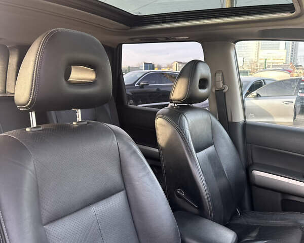 Белый Ниссан ИксТрейл, объемом двигателя 2.49 л и пробегом 199 тыс. км за 9500 $, фото 19 на Automoto.ua