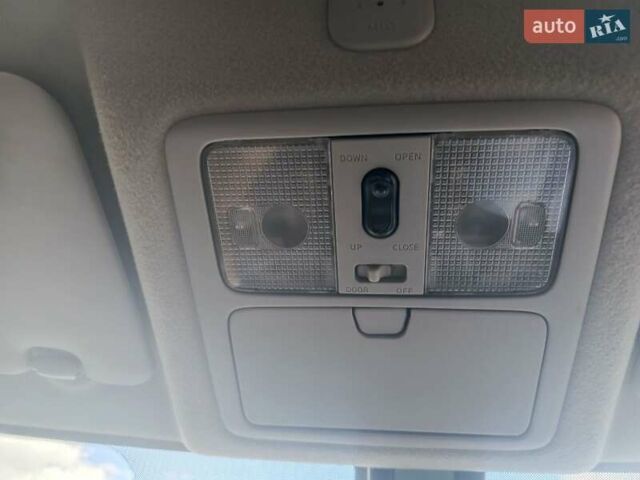 Белый Ниссан ИксТрейл, объемом двигателя 2 л и пробегом 220 тыс. км за 11500 $, фото 10 на Automoto.ua