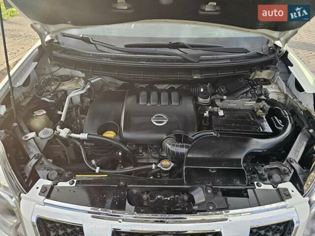 Белый Ниссан ИксТрейл, объемом двигателя 2 л и пробегом 205 тыс. км за 11599 $, фото 73 на Automoto.ua