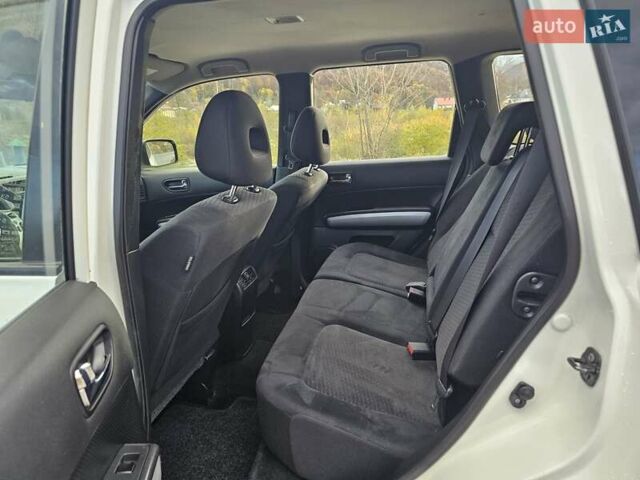 Белый Ниссан ИксТрейл, объемом двигателя 2 л и пробегом 205 тыс. км за 11599 $, фото 36 на Automoto.ua