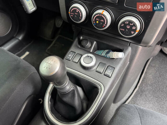 Білий Ніссан ІксТрейл, об'ємом двигуна 2 л та пробігом 180 тис. км за 11900 $, фото 66 на Automoto.ua