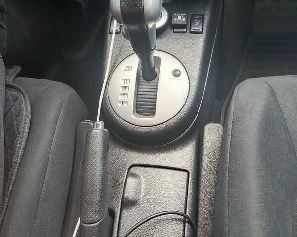Белый Ниссан ИксТрейл, объемом двигателя 2 л и пробегом 220 тыс. км за 11500 $, фото 21 на Automoto.ua