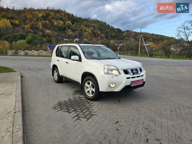 Белый Ниссан ИксТрейл, объемом двигателя 2 л и пробегом 205 тыс. км за 11599 $, фото 19 на Automoto.ua