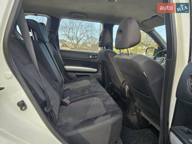 Белый Ниссан ИксТрейл, объемом двигателя 2 л и пробегом 205 тыс. км за 11599 $, фото 41 на Automoto.ua