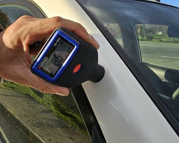 Белый Ниссан ИксТрейл, объемом двигателя 2 л и пробегом 205 тыс. км за 11599 $, фото 62 на Automoto.ua