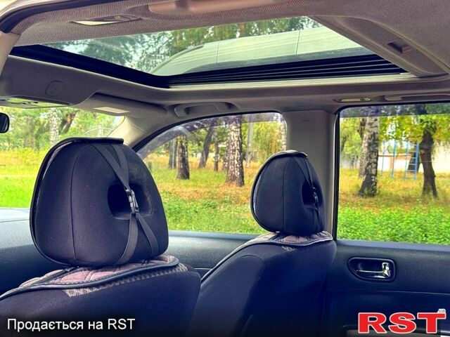 Белый Ниссан ИксТрейл, объемом двигателя 2 л и пробегом 179 тыс. км за 10980 $, фото 6 на Automoto.ua
