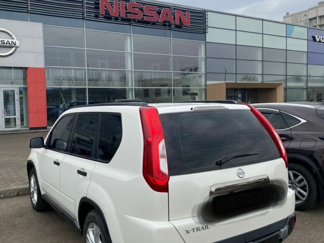 Білий Ніссан ІксТрейл, об'ємом двигуна 2 л та пробігом 220 тис. км за 12970 $, фото 1 на Automoto.ua