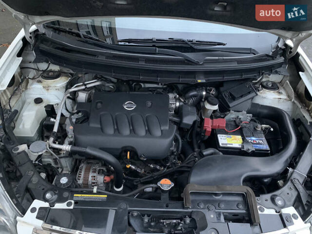 Белый Ниссан ИксТрейл, объемом двигателя 2 л и пробегом 191 тыс. км за 11200 $, фото 8 на Automoto.ua