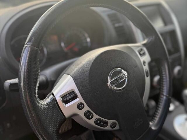 Білий Ніссан ІксТрейл, об'ємом двигуна 2 л та пробігом 286 тис. км за 4353 $, фото 5 на Automoto.ua