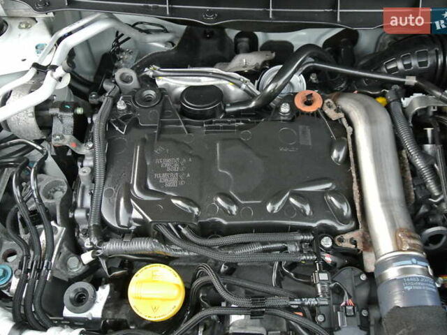 Білий Ніссан ІксТрейл, об'ємом двигуна 2 л та пробігом 230 тис. км за 13999 $, фото 56 на Automoto.ua