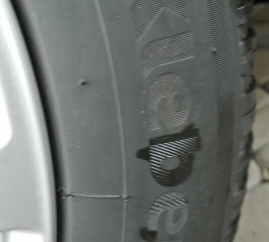 Білий Ніссан ІксТрейл, об'ємом двигуна 2 л та пробігом 230 тис. км за 13999 $, фото 67 на Automoto.ua