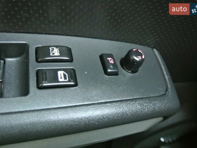 Білий Ніссан ІксТрейл, об'ємом двигуна 2 л та пробігом 230 тис. км за 13999 $, фото 50 на Automoto.ua