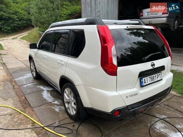 Білий Ніссан ІксТрейл, об'ємом двигуна 2 л та пробігом 179 тис. км за 13300 $, фото 21 на Automoto.ua
