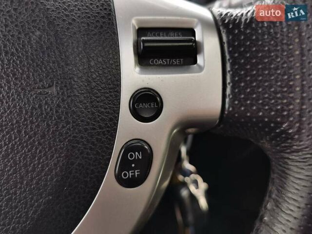 Белый Ниссан ИксТрейл, объемом двигателя 2 л и пробегом 159 тыс. км за 10800 $, фото 31 на Automoto.ua