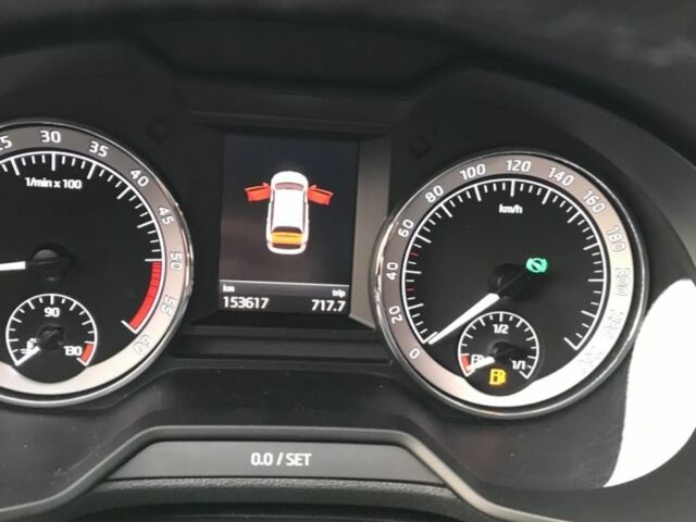 Белый Ниссан ИксТрейл, объемом двигателя 2 л и пробегом 271 тыс. км за 3780 $, фото 19 на Automoto.ua