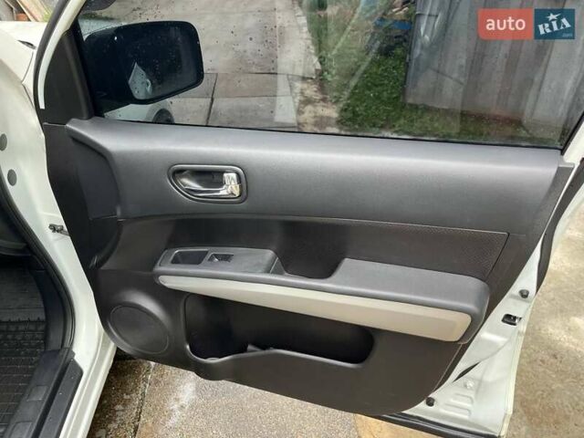 Білий Ніссан ІксТрейл, об'ємом двигуна 2 л та пробігом 179 тис. км за 13300 $, фото 38 на Automoto.ua