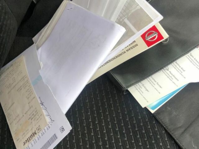 Белый Ниссан ИксТрейл, объемом двигателя 2 л и пробегом 271 тыс. км за 3780 $, фото 17 на Automoto.ua