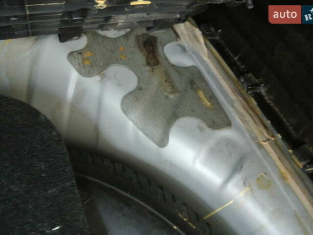 Білий Ніссан ІксТрейл, об'ємом двигуна 2 л та пробігом 230 тис. км за 13999 $, фото 33 на Automoto.ua