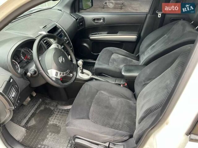 Білий Ніссан ІксТрейл, об'ємом двигуна 2 л та пробігом 179 тис. км за 13300 $, фото 29 на Automoto.ua