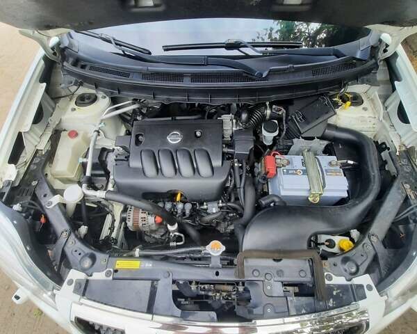 Белый Ниссан ИксТрейл, объемом двигателя 2 л и пробегом 194 тыс. км за 11000 $, фото 14 на Automoto.ua