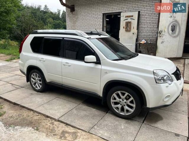 Білий Ніссан ІксТрейл, об'ємом двигуна 2 л та пробігом 179 тис. км за 13300 $, фото 15 на Automoto.ua