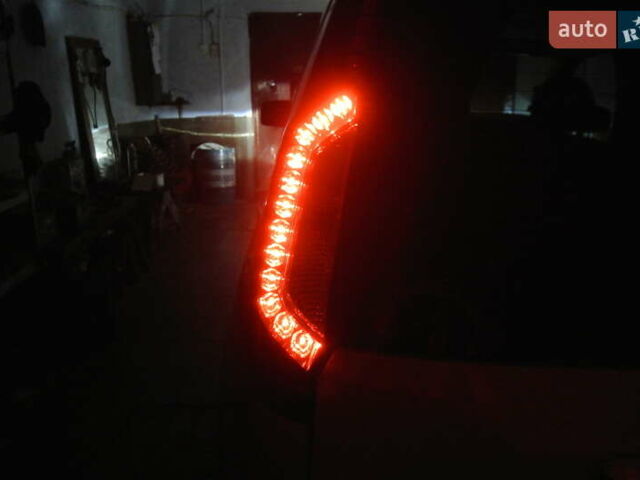 Білий Ніссан ІксТрейл, об'ємом двигуна 2 л та пробігом 230 тис. км за 13999 $, фото 99 на Automoto.ua