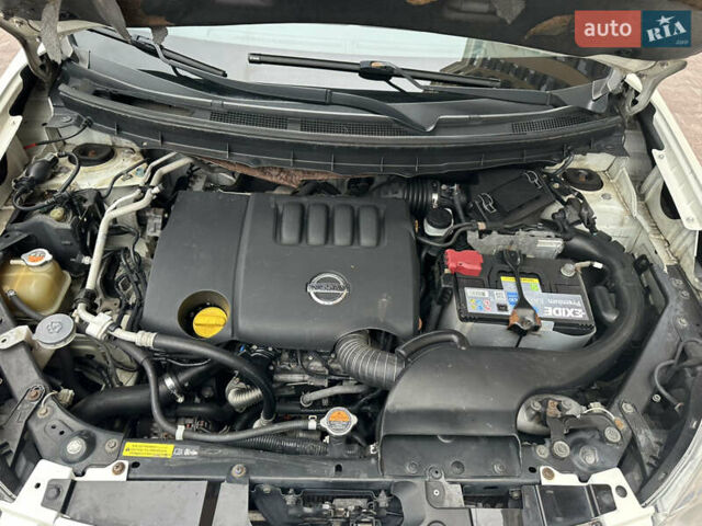 Ниссан ИксТрейл 2013 в Киеве на Automoto.ua Белый Ниссан ИксТрейл, объемом двигателя 2 л и пробегом 310 тыс. км за 11555 $, фото 14 на Automoto.ua