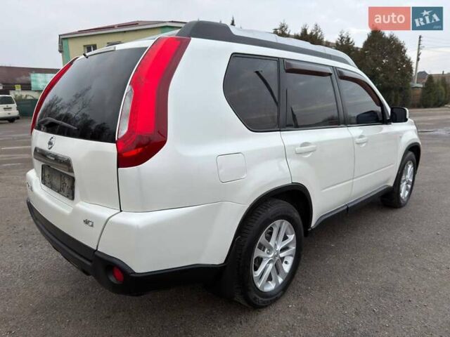 Белый Ниссан ИксТрейл, объемом двигателя 2 л и пробегом 170 тыс. км за 10450 $, фото 17 на Automoto.ua