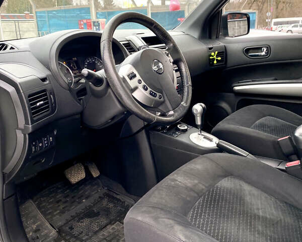 Білий Ніссан ІксТрейл, об'ємом двигуна 2 л та пробігом 220 тис. км за 12800 $, фото 7 на Automoto.ua