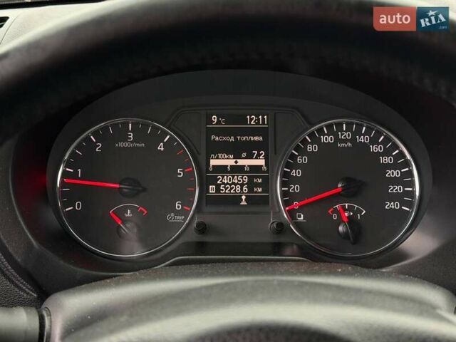 Белый Ниссан ИксТрейл, объемом двигателя 2 л и пробегом 240 тыс. км за 11000 $, фото 43 на Automoto.ua