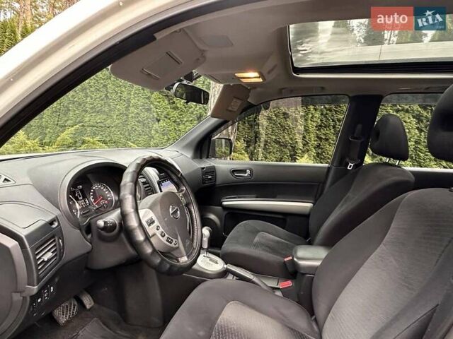 Ниссан ИксТрейл 2013 в Киеве на Automoto.ua Белый Ниссан ИксТрейл, объемом двигателя 2 л и пробегом 235 тыс. км за 13500 $, фото 10 на Automoto.ua