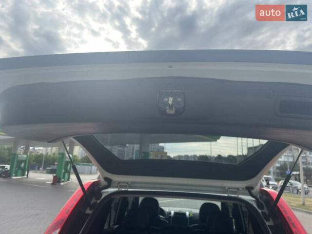 Білий Ніссан ІксТрейл, об'ємом двигуна 2 л та пробігом 259 тис. км за 12800 $, фото 15 на Automoto.ua