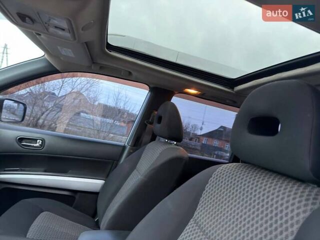 Белый Ниссан ИксТрейл, объемом двигателя 2 л и пробегом 170 тыс. км за 10450 $, фото 22 на Automoto.ua