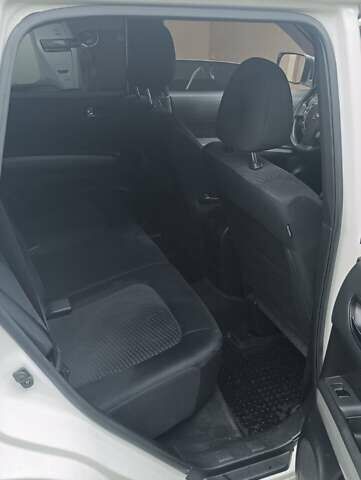 Белый Ниссан ИксТрейл, объемом двигателя 2 л и пробегом 275 тыс. км за 11000 $, фото 14 на Automoto.ua