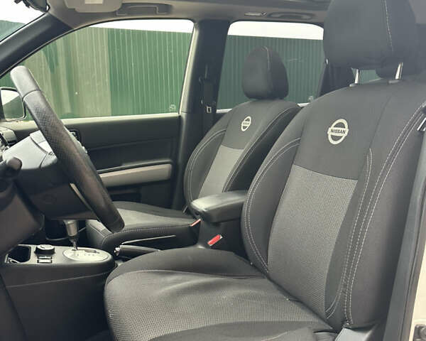 Белый Ниссан ИксТрейл, объемом двигателя 2 л и пробегом 312 тыс. км за 9999 $, фото 22 на Automoto.ua