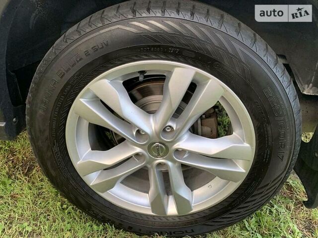 Білий Ніссан ІксТрейл, об'ємом двигуна 2 л та пробігом 270 тис. км за 9500 $, фото 2 на Automoto.ua