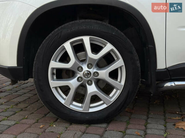 Ниссан ИксТрейл 2013 в Тячеве на Automoto.ua Белый Ниссан ИксТрейл, объемом двигателя 2 л и пробегом 261 тыс. км за 11900 $, фото 9 на Automoto.ua