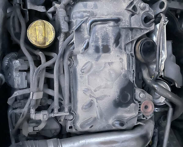 Білий Ніссан ІксТрейл, об'ємом двигуна 2 л та пробігом 259 тис. км за 12800 $, фото 21 на Automoto.ua