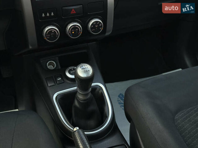 Ниссан ИксТрейл 2013 в Тячеве на Automoto.ua Белый Ниссан ИксТрейл, объемом двигателя 2 л и пробегом 261 тыс. км за 11900 $, фото 27 на Automoto.ua