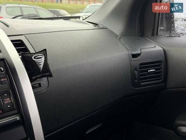 Белый Ниссан ИксТрейл, объемом двигателя 2 л и пробегом 240 тыс. км за 11000 $, фото 51 на Automoto.ua